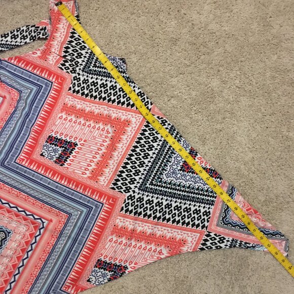 Retro 70s Vintage Handmade Zig-Zag Handkerchief and Cut Out Top - Picture 14 of 16